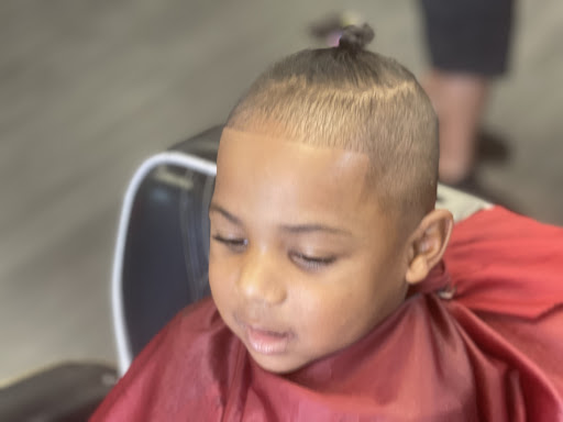 Barber Shop «Ridges Barber Shop and Beauty Salon - Ethnic Hair Care», reviews and photos, 7630 Fry Rd Ste 500, Cypress, TX 77433, USA