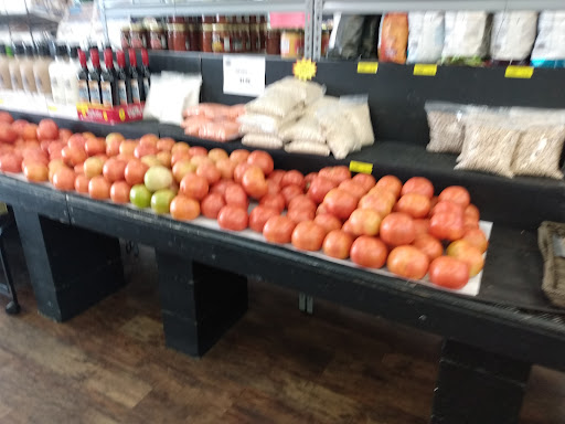 Grocery Store «The Hometown Market», reviews and photos, 401 Plaza Dr, Eustis, FL 32726, USA