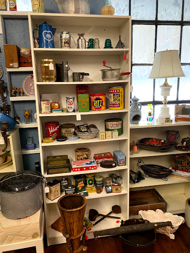 Home Goods Store «Olde Factory», reviews and photos, 139 S Hanover St, Hummelstown, PA 17036, USA