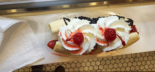 Ice Cream Shop «Häagen-Dazs® Ice Cream Shop», reviews and photos, 3120 M St NW, Washington, DC 20007, USA