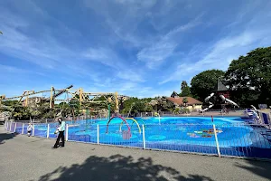 Water Kingdom image