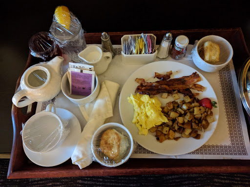 Hotel «DoubleTree by Hilton Hotel Decatur Riverfront», reviews and photos, 1101 6th Ave NE, Decatur, AL 35601, USA