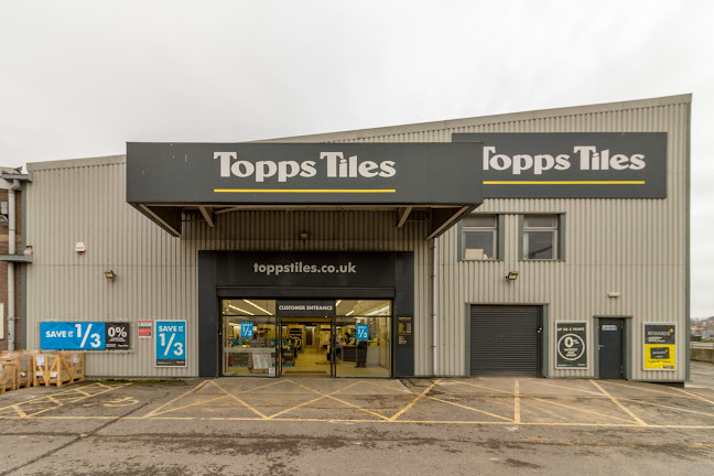 Topps Tiles Charlton - SUPERSTORE - Hardware store