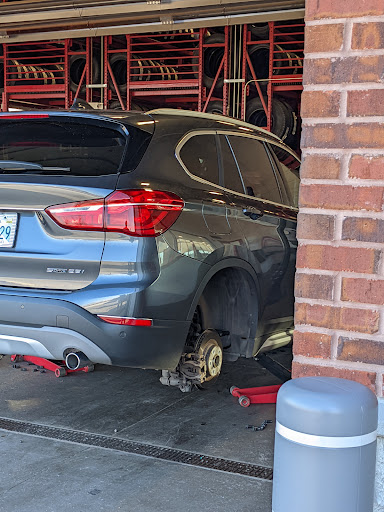 Tire Shop «Discount Tire», reviews and photos, 2900 Mt Williams Dr, Norman, OK 73069, USA