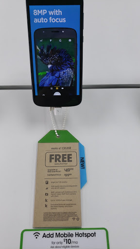 Cell Phone Store «Cricket Wireless Authorized Retailer», reviews and photos, 6946 Cermak Rd, Berwyn, IL 60402, USA