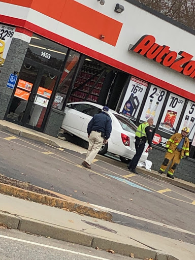 Auto Parts Store «AutoZone», reviews and photos, 1434 Park Ave, Woonsocket, RI 02895, USA