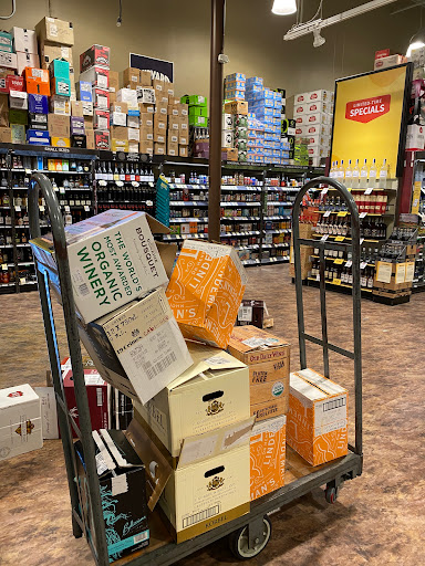 Wine Store «Total Wine & More», reviews and photos, 13711 S Tamiami Trail, Fort Myers, FL 33912, USA