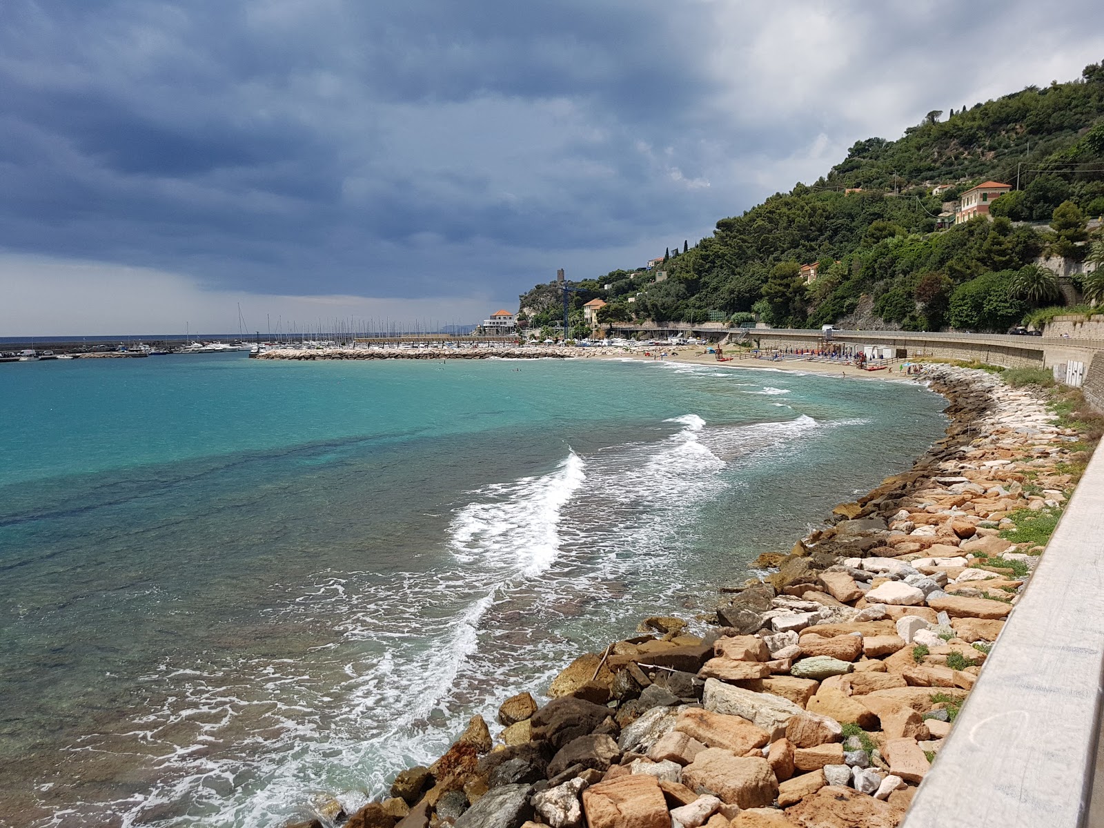 Fotografie cu Spiaggia di Selva zonă de stațiune de pe plajă