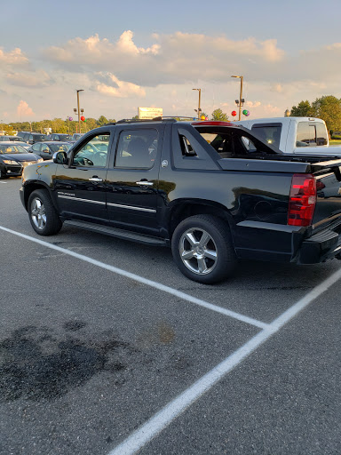 Used Car Dealer «Hi Lo Auto Sales & Service - 40», reviews and photos, 1427 W Patrick St, Frederick, MD 21702, USA