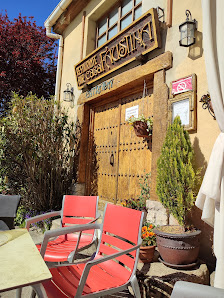 Restaurante Casa Faustina Calle Magdalena, 58, 31272 Baríndano, Navarra, España