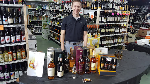 Liquor Store «Carrolltown Liquors», reviews and photos, 1708 Liberty Rd # 2, Sykesville, MD 21784, USA