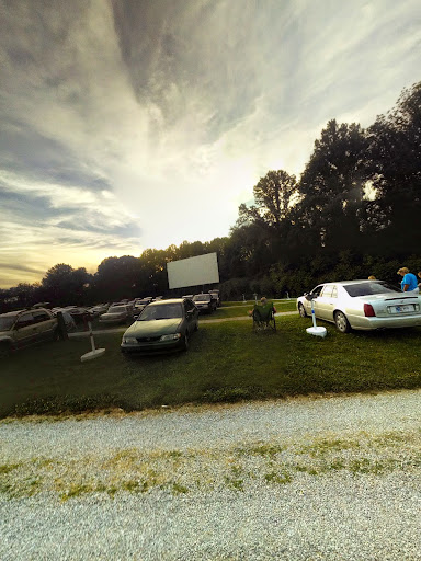 Drive-in Movie Theater «Starlite Drive-In Theatre», reviews and photos, 7640 S Old State Rd 37, Bloomington, IN 47403, USA