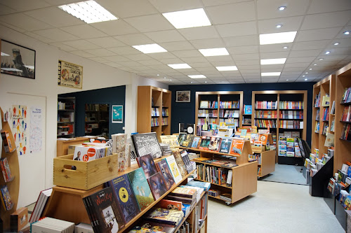 Librairie de bandes dessinées Librairie Aladin Nantes