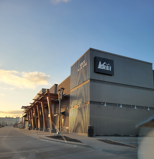 Camping Store «REI», reviews and photos, 5901 Mills Civic Pkwy, West Des Moines, IA 50266, USA