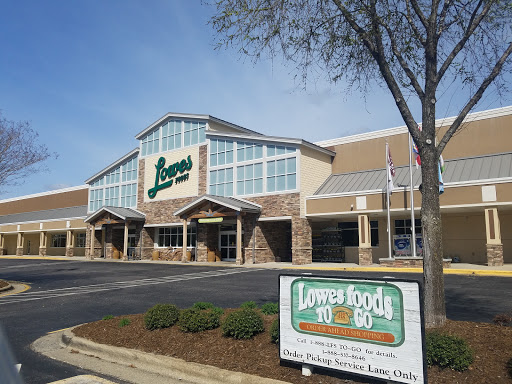 Grocery Store «Lowes Foods on Tryon Road», reviews and photos, 6430 Tryon Rd, Cary, NC 27513, USA