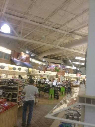 Grocery Store «Giant Food Stores», reviews and photos, 397 Baltimore Rd, Shippensburg, PA 17257, USA