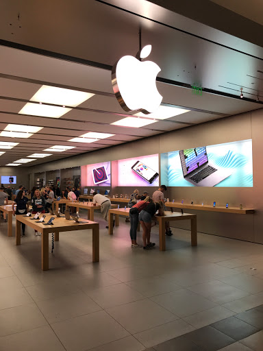 Computer Store «Apple Fashion Place», reviews and photos, 6191 State St, Murray, UT 84107, USA