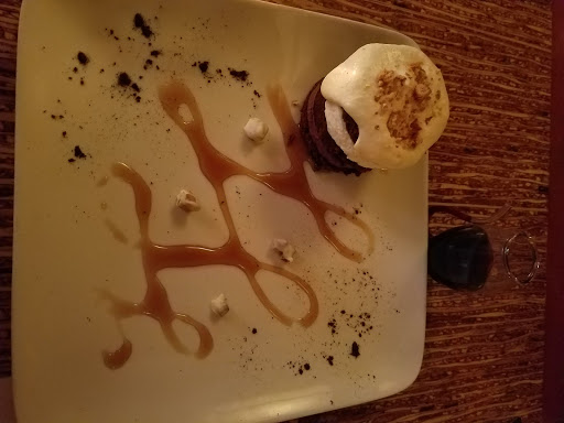 New American Restaurant «Justus Drugstore - A Restaurant», reviews and photos, 106 W Main St, Smithville, MO 64089, USA