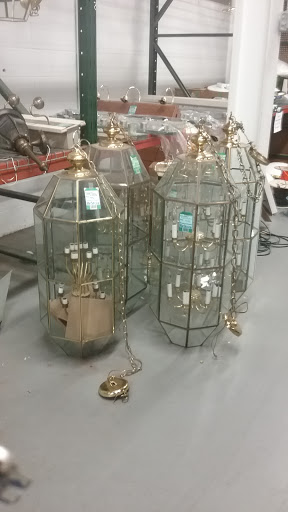 Social Services Organization «Habitat For Humanity of New Castle County Restore», reviews and photos