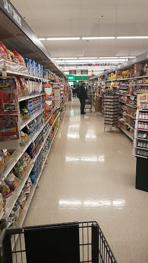 Grocery Store «Stop & Shop», reviews and photos, 1100 Massachusetts Ave, Dorchester, MA 02125, USA