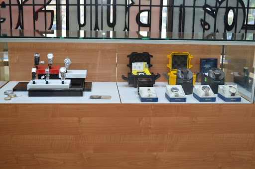 Pawn Shop «Goodfellas Pawn Shop», reviews and photos, 1203 S Glendora Ave, West Covina, CA 91790, USA