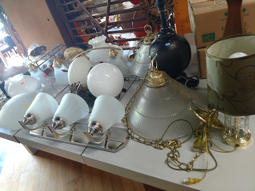 Thrift Store «Freedom Treasures Resale Store», reviews and photos, 7570 Cooley Lake Rd, Waterford Twp, MI 48327, USA