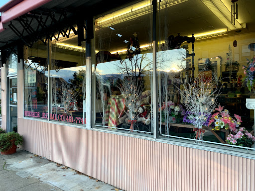 Florist «Riverside Floral Co», reviews and photos, 307 Bridgeboro St, Riverside, NJ 08075, USA