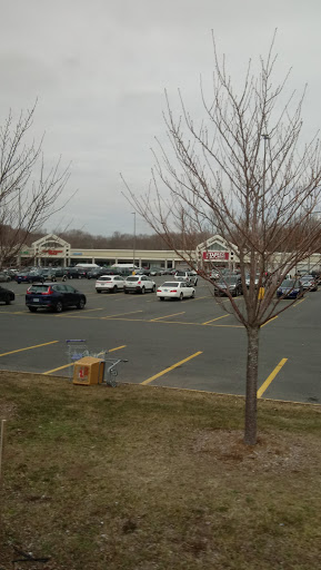 Shopping Mall «Tri-City Plaza Shopping Center», reviews and photos, 35 Talcottville Rd, Vernon, CT 06066, USA