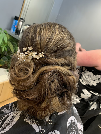 Hair Salon «Head First Hair Designs Salon», reviews and photos, 2657 PA-940 #103, Pocono Summit, PA 18346, USA
