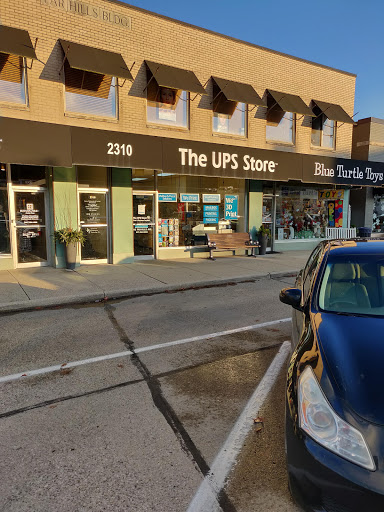 Shipping and Mailing Service «The UPS Store», reviews and photos, 2312 Far Hills Ave, Dayton, OH 45419, USA