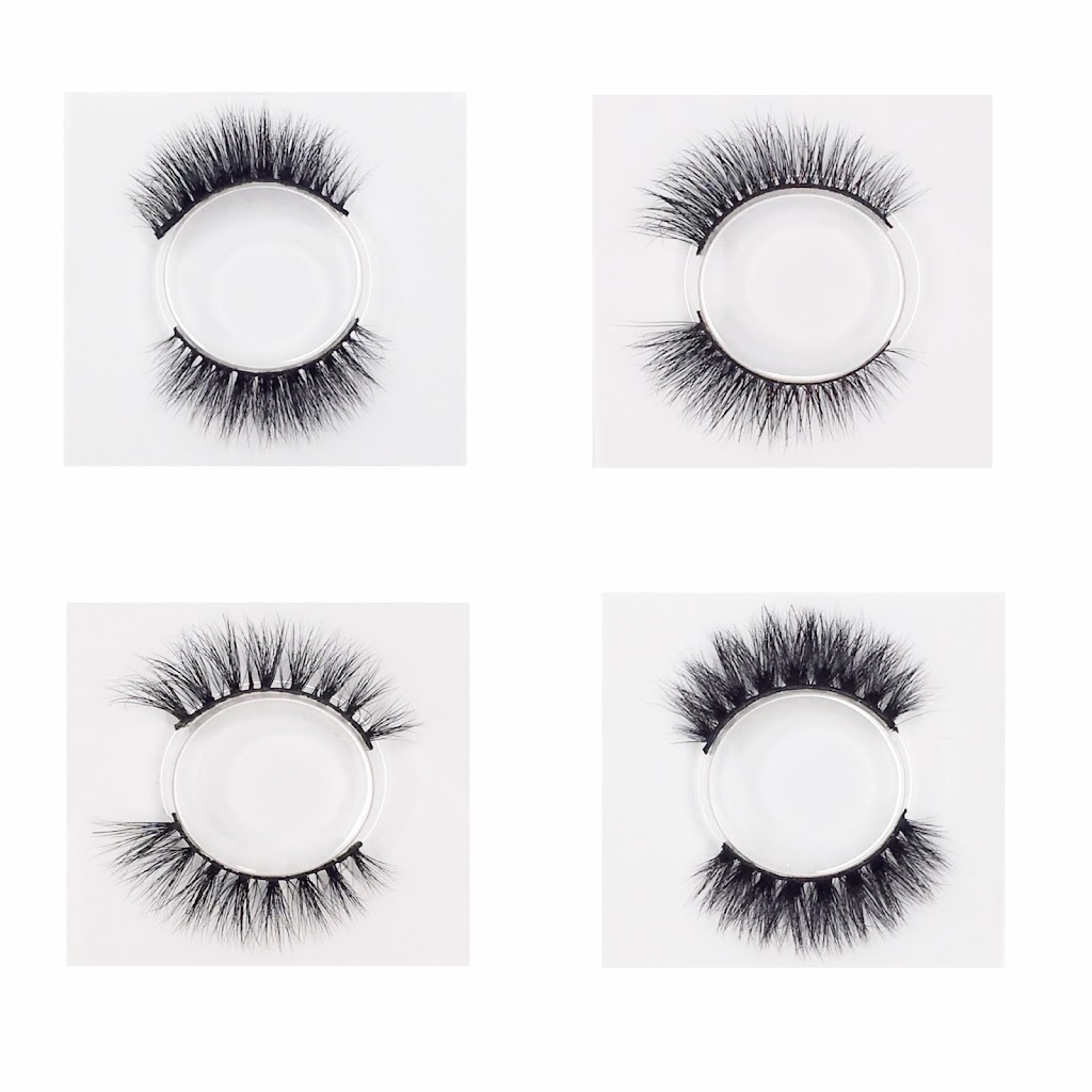 Eyelash Vault 08049