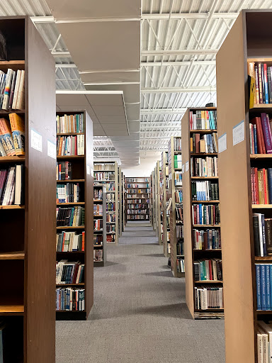 Christian Book Store «Baker Book House Co», reviews and photos, 2768 E Paris Ave SE, Grand Rapids, MI 49546, USA