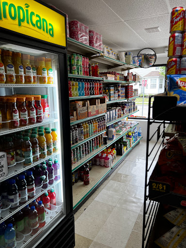 Grocery Store «Montes Grocery Deli», reviews and photos, 413 Swan St, Buffalo, NY 14204, USA