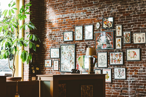 Tattoo Shop «Icon Tattoo Studio», reviews and photos, 813 N Russell St, Portland, OR 97227, USA