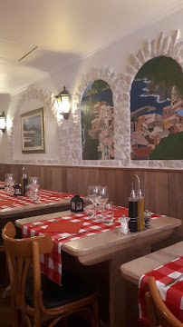 Atmosphère du Restaurant italien Little Italy Restaurant à Menton - n°18