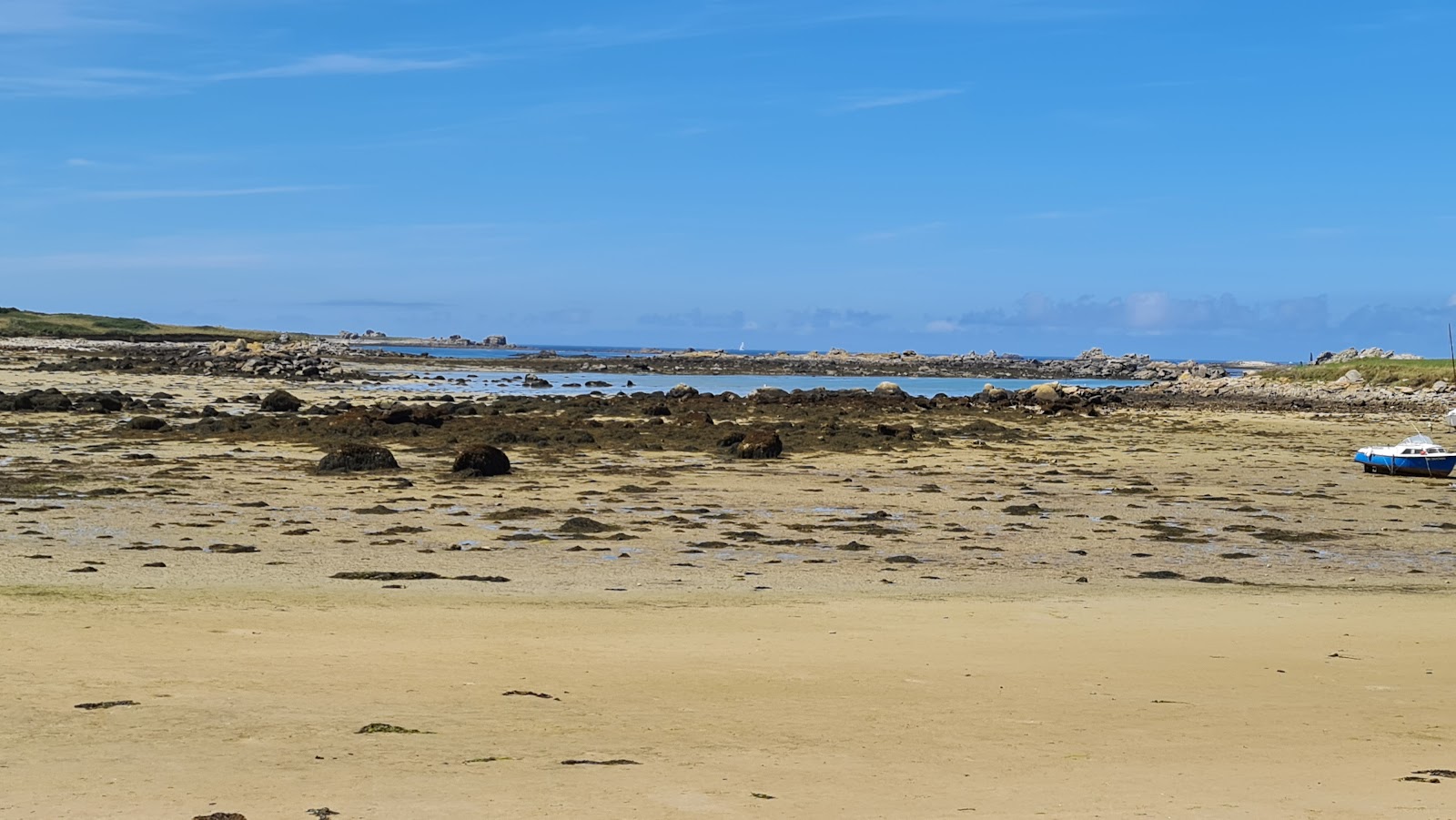 Plage de Kervenni'in fotoğrafı - rahatlamayı sevenler arasında popüler bir yer