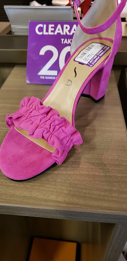 Shoe Store «DSW Designer Shoe Warehouse», reviews and photos, 7463 Youree Dr, Shreveport, LA 71105, USA