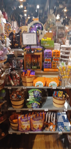 American Restaurant «Cracker Barrel Old Country Store», reviews and photos, 18531 N Creek Dr, Tinley Park, IL 60477, USA