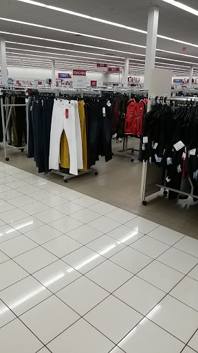 Clothing Store «Burlington Coat Factory», reviews and photos, 2575 E Main St, Plainfield, IN 46168, USA