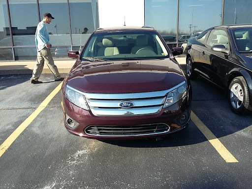 Used Car Dealer «Auto By Rent - North Springfield», reviews and photos, 1835 E Chestnut Expy, Springfield, MO 65802, USA