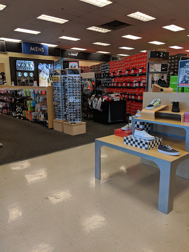 Shoe Store «Shoe Carnival», reviews and photos, 354C Cox Creek Pkwy, Florence, AL 35630, USA