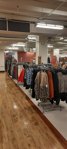 Department Store «T.J. Maxx», reviews and photos, 3222 M St NW, Washington, DC 20007, USA