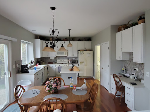 Painter «Advantage Painting Services», reviews and photos, 6907 Charlotte Ave, Crystal Lake, IL 60014, USA