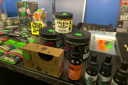 Tobacco Shop «The White Rabbit #2», reviews and photos, 7829 Moffett Rd, Semmes, AL 36575, USA