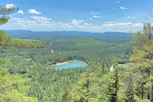 Cathedral Ledge Lookout image