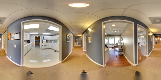 Dentist «Clayton Smith Dentistry: Smith III Clayton B DDS», reviews and