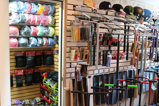 Scooter Repair Shop «ECX Scooter Shop», reviews and photos, 103 E Ayre St, Newport, DE 19804, USA