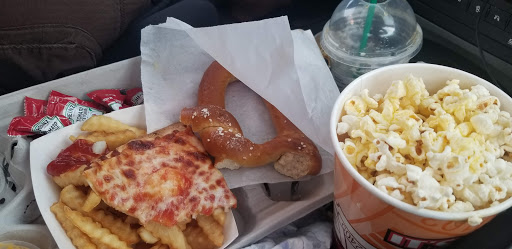 Drive-in Movie Theater «Vali-Hi Drive-In», reviews and photos, 11260 Hudson Blvd, Lake Elmo, MN 55042, USA