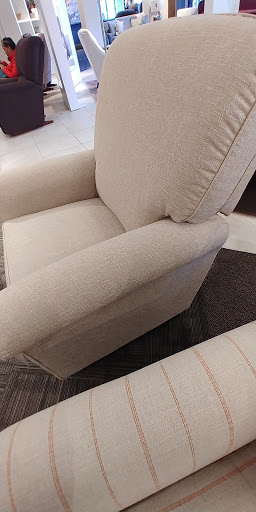 Furniture Store «La-Z-Boy Furniture Galleries», reviews and photos, 130 S Central Ave, Hartsdale, NY 10530, USA