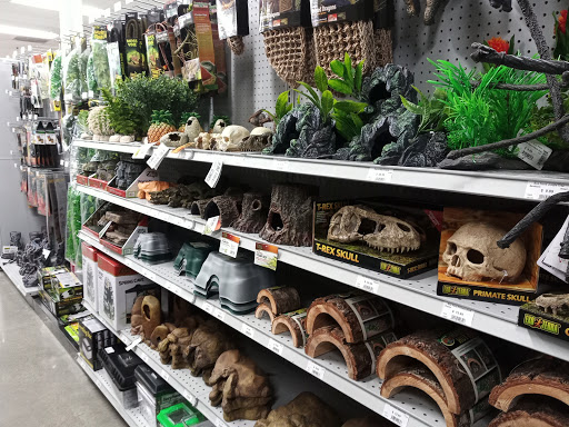 Pet Store «Carters Pet Mart», reviews and photos, 510 N Main St, Manteca, CA 95336, USA